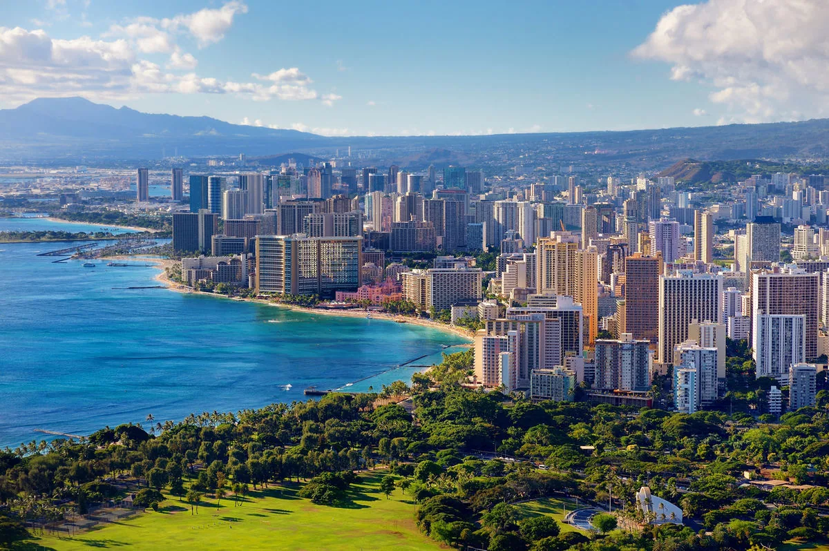 Honolulu and Waikiki from above Honolulu and Waikiki from above